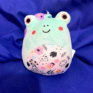 Squishmallows clip frog Fritz. NWT